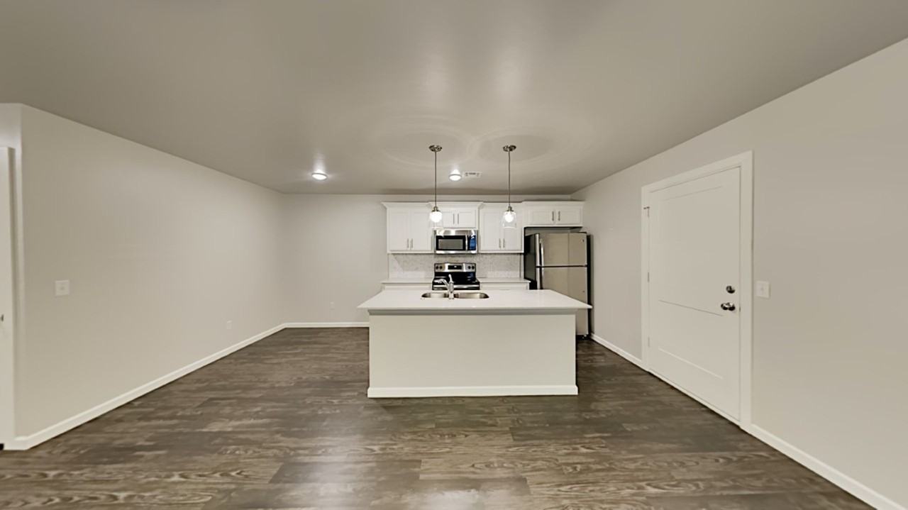 11514 Keystone Cir - Photo 6 of 19