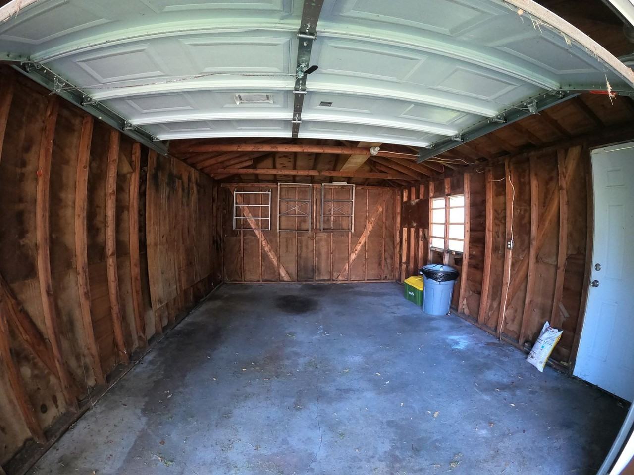 2001 Barrett Ave - Photo 7 of 17