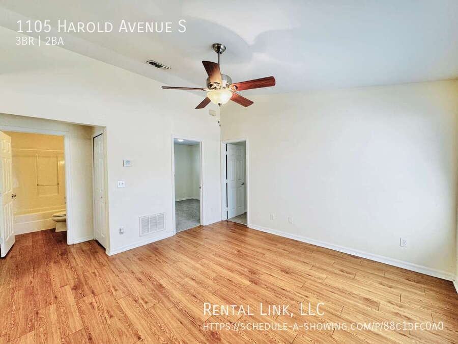 1105 Harold Ave S - Photo 4 of 30