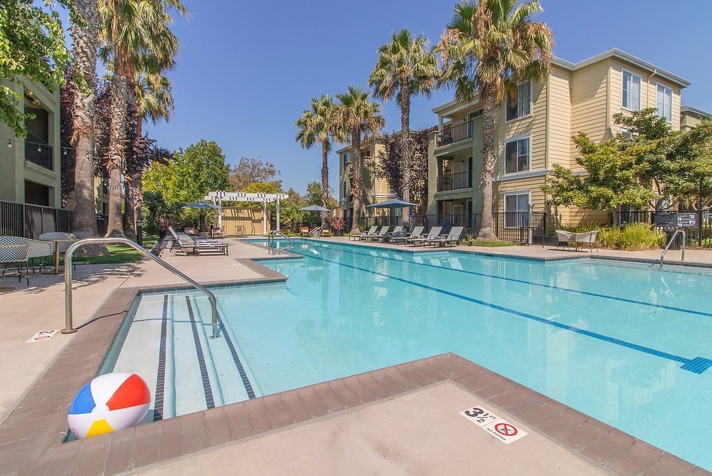 Waterford Place - Photo 6 of 50