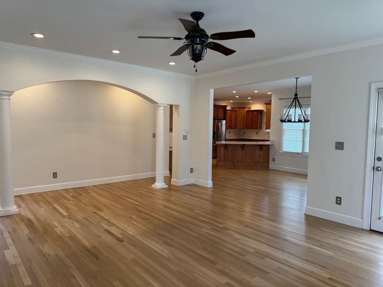 1017 Alcove Ct - Photo 6 of 31