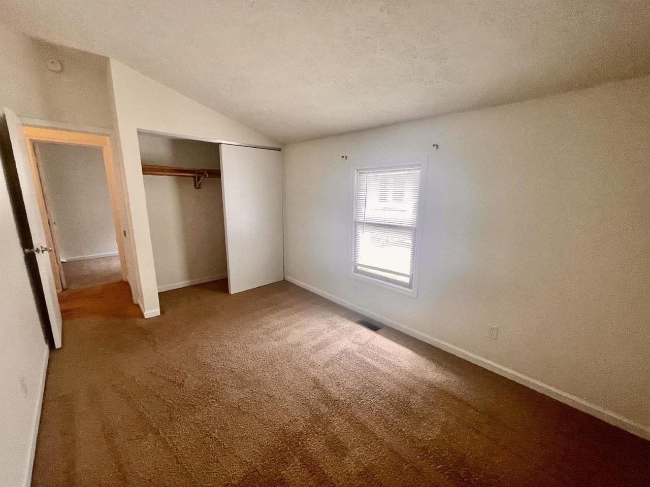 200 E 2nd St - Photo 6 of 26