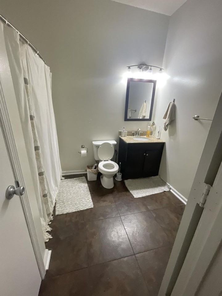 200 E 2nd St - Photo 7 of 26