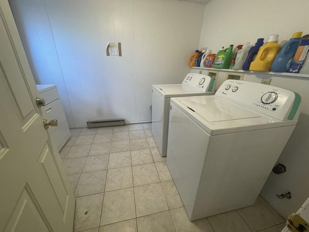 416 E. 2nd St - Photo 3 of 19