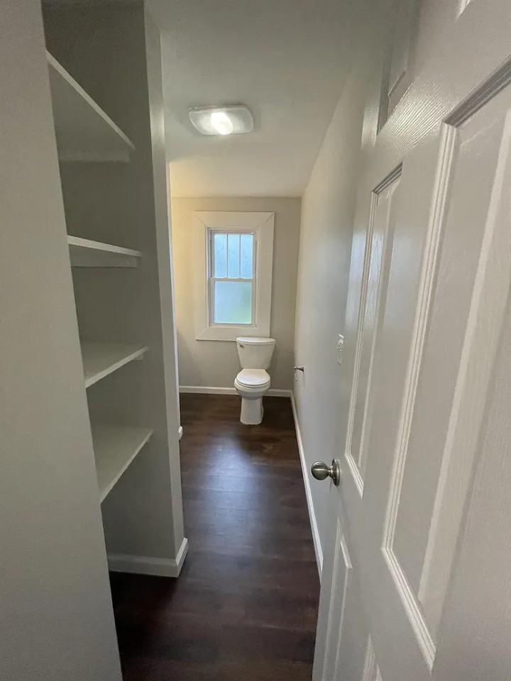 600 E 1st St - Photo 2 of 30