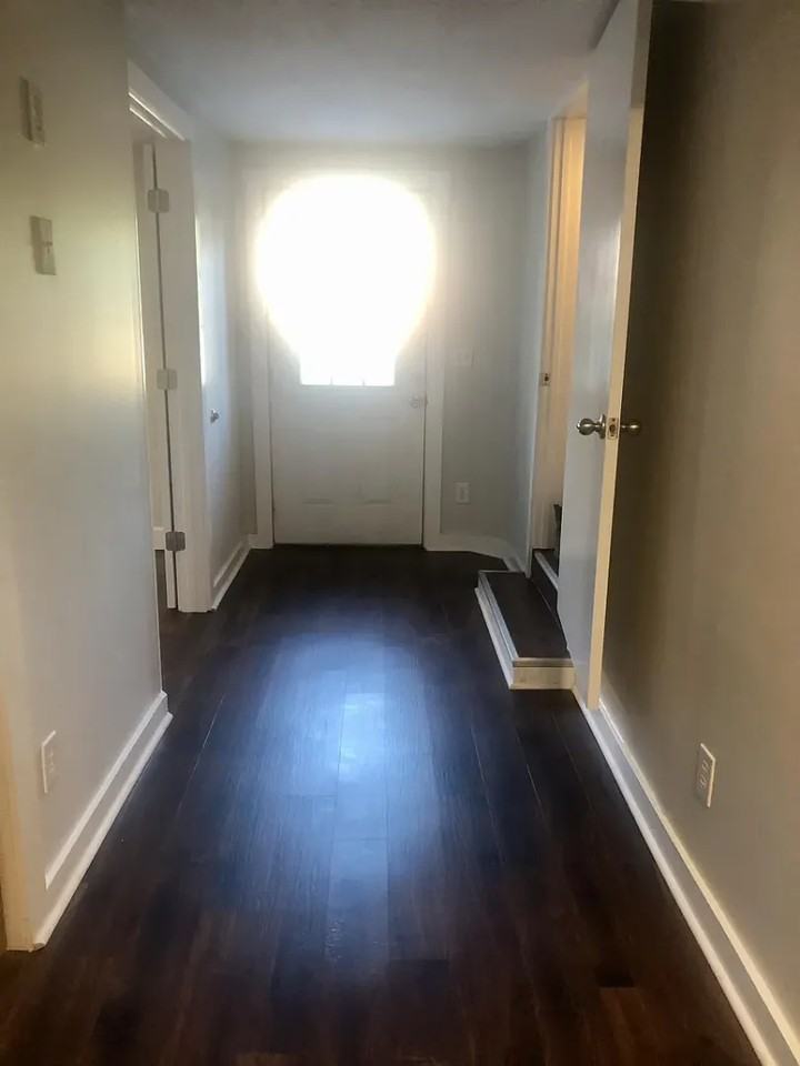 600 E 1st St - Photo 7 of 30