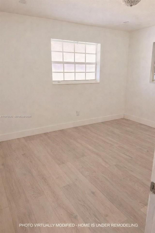 3048 Nw 20th St - Photo 4 of 8