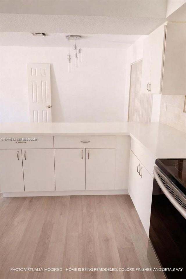 3048 Nw 20th St - Photo 7 of 8