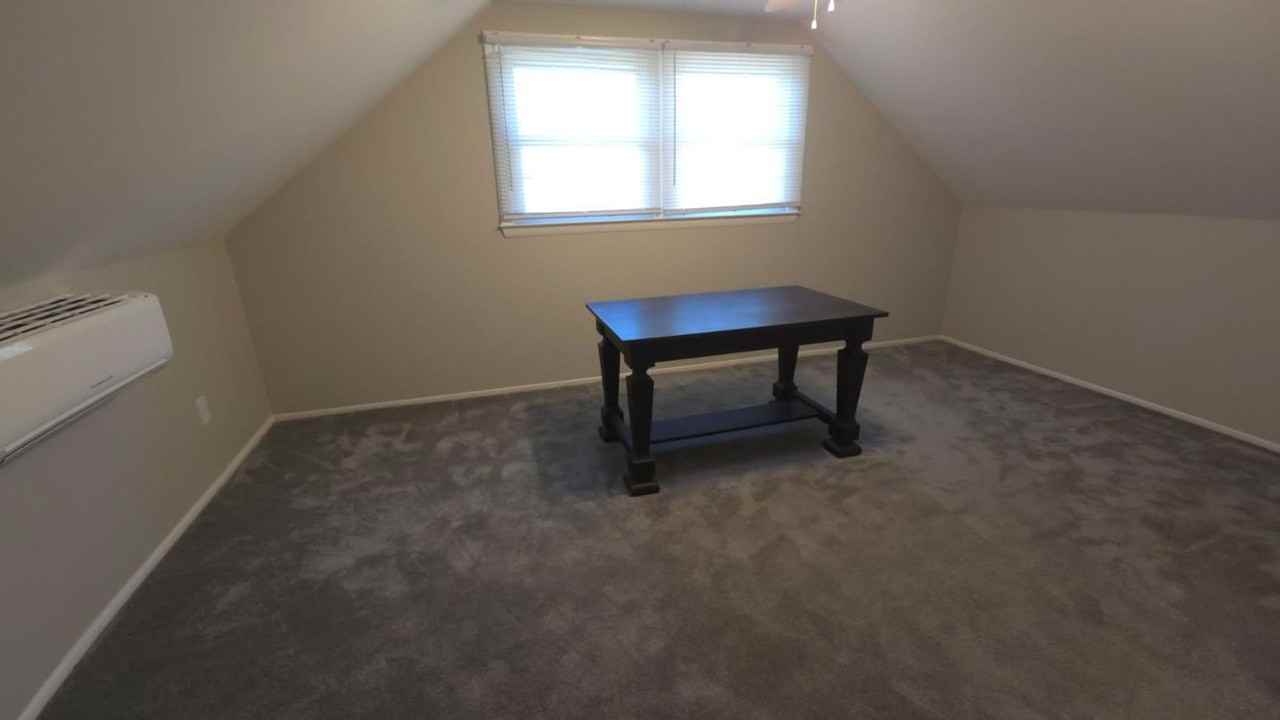 926 Fairview Rd - Photo 2 of 12