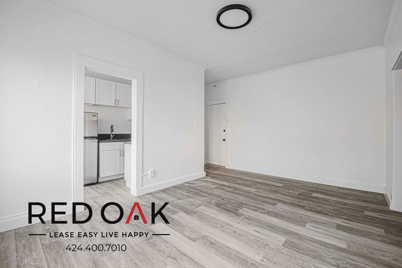 816- 822 S Park View St - Photo 5 of 25