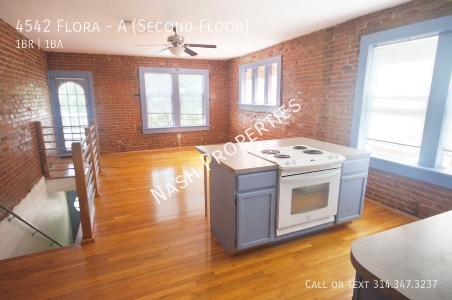 4542 Flora Ave - Photo 2 of 8