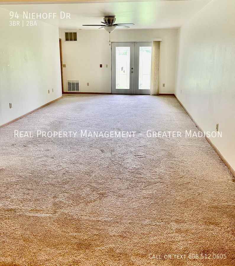 94 Niehoff Dr - Photo 3 of 10