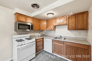 2540 Park Hill Dr - Photo 1 of 1