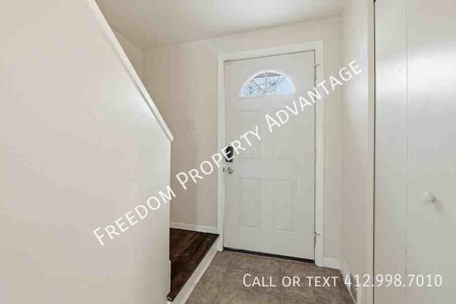 2540 Park Hill Dr - Photo 5 of 39