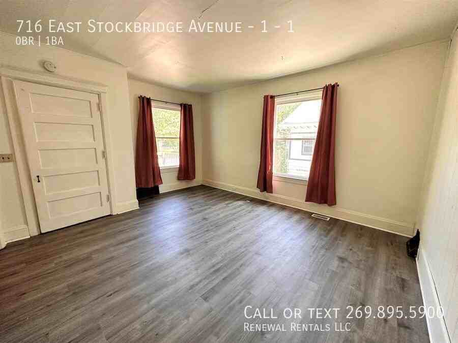 716 E Stockbridge Ave #1 - Photo 4 of 39