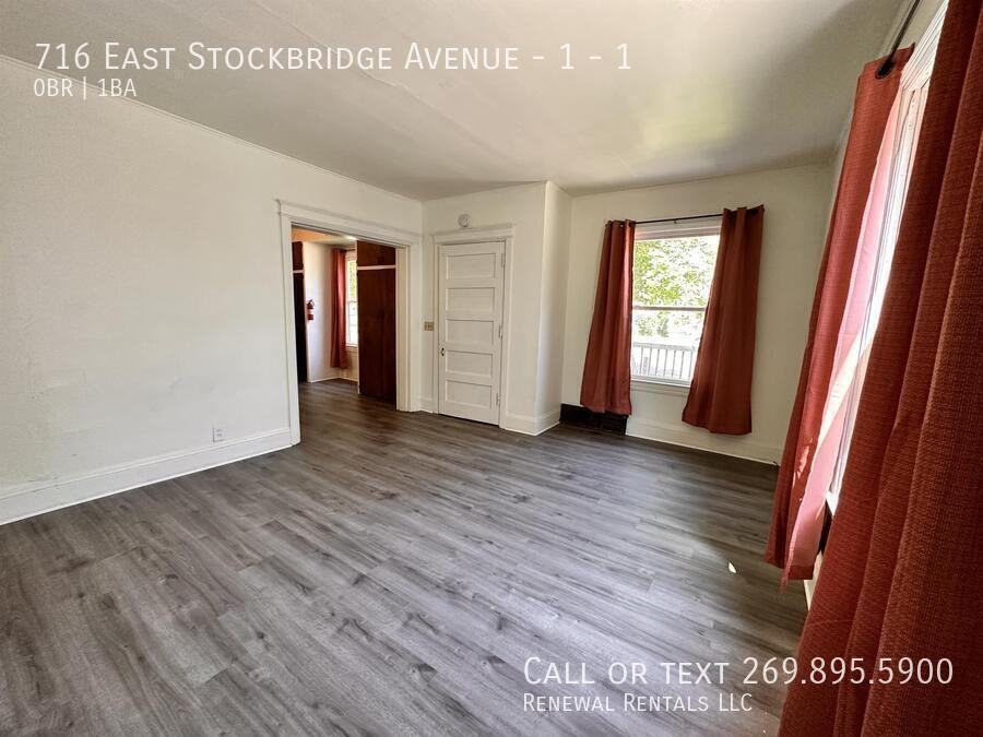 716 E Stockbridge Ave #1 - Photo 6 of 39