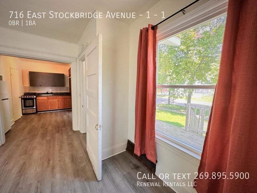 716 E Stockbridge Ave #1 - Photo 7 of 39