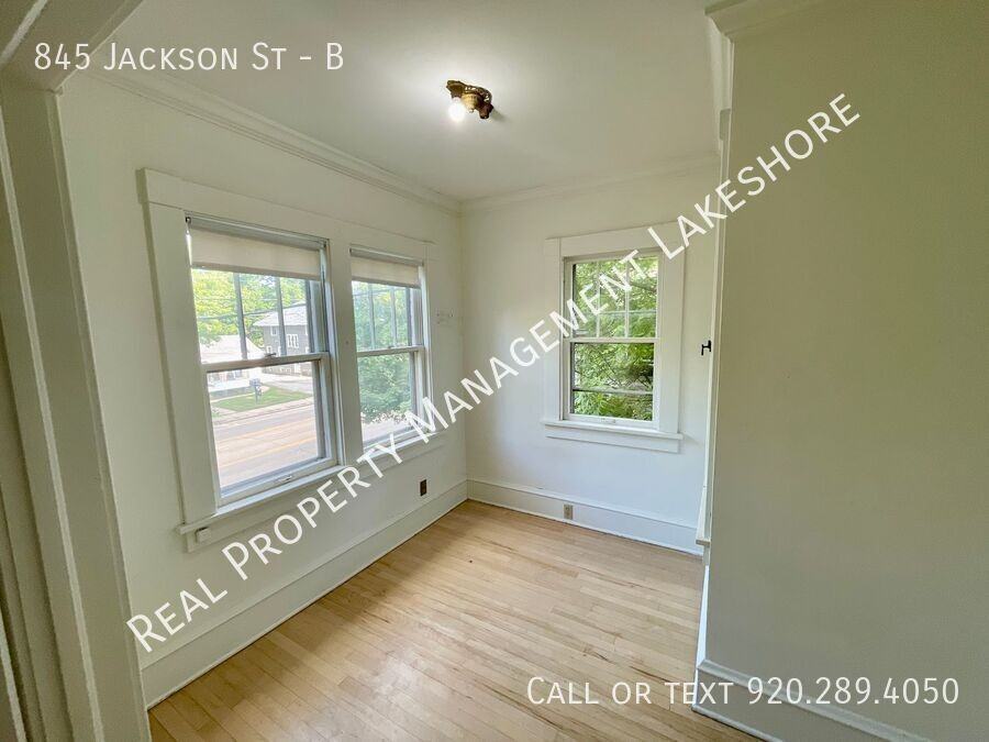 845 Jackson St #B - Photo 5 of 13