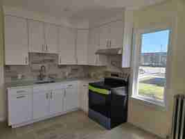 featured image of 29 Cottage St #2