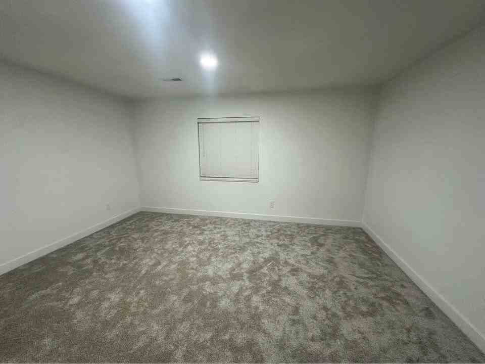 634 W 1360 N #NA - Photo 4 of 9