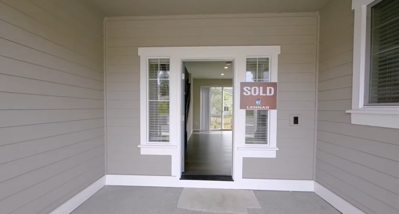 3909 80th Ave Ne #NA - Photo 2 of 25