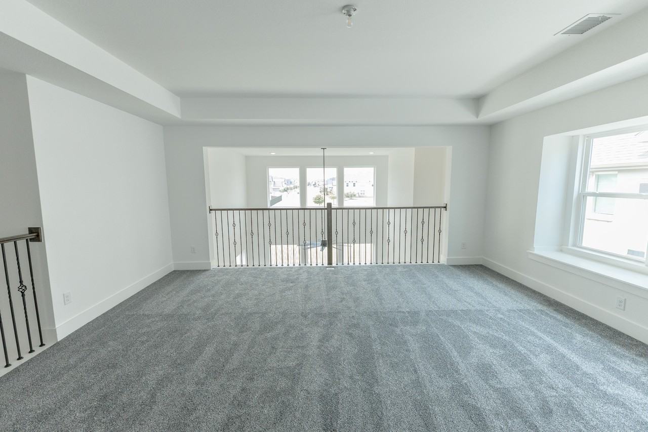 3020 Sunfish St #NA - Photo 2 of 32