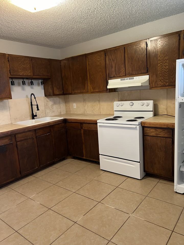 1621 Indian Trl #A - Photo 3 of 20