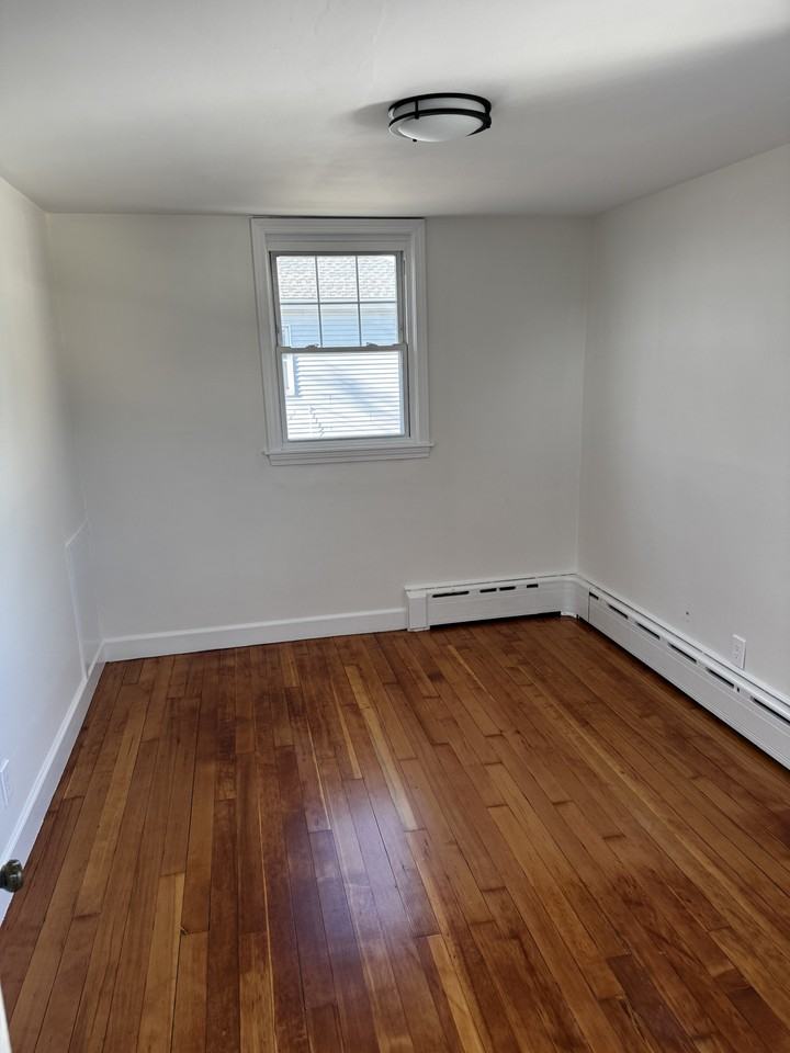 22 Magnolia St #2 - Photo 6 of 9