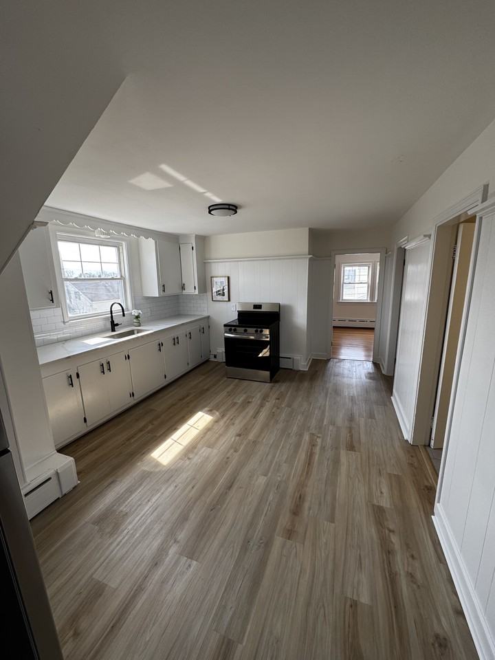 22 Magnolia St #2 - Photo 7 of 9