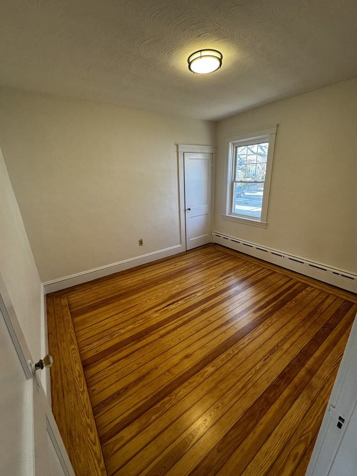 22 Magnolia St #1 - Photo 4 of 10