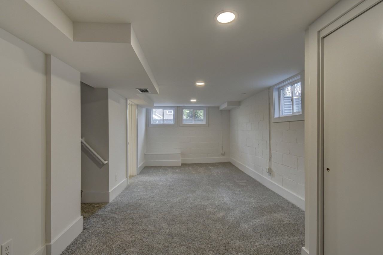 135 N 43rd St #NA - Photo 6 of 14