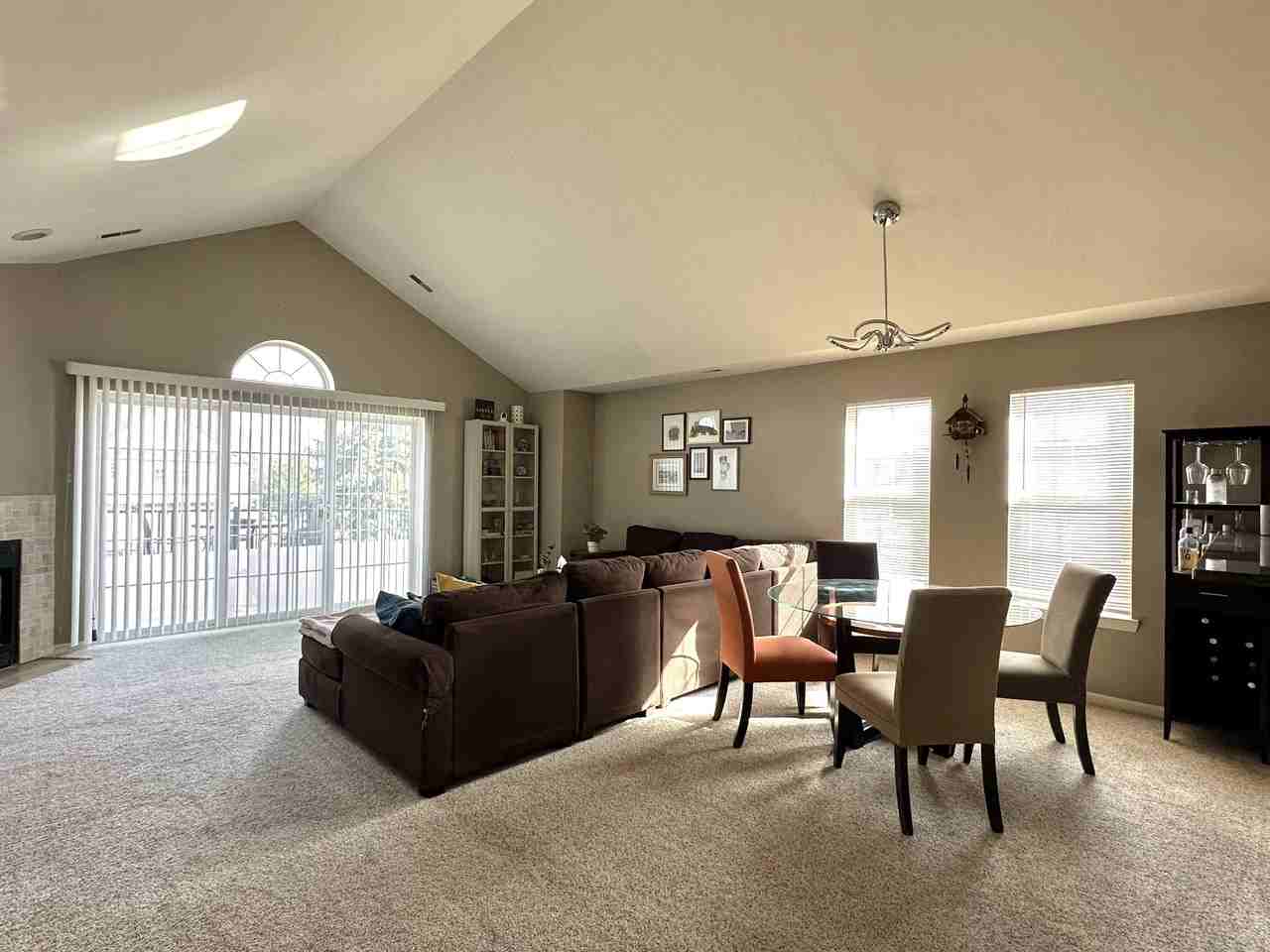 3370 Primrose Ln #3370 - Photo 6 of 18