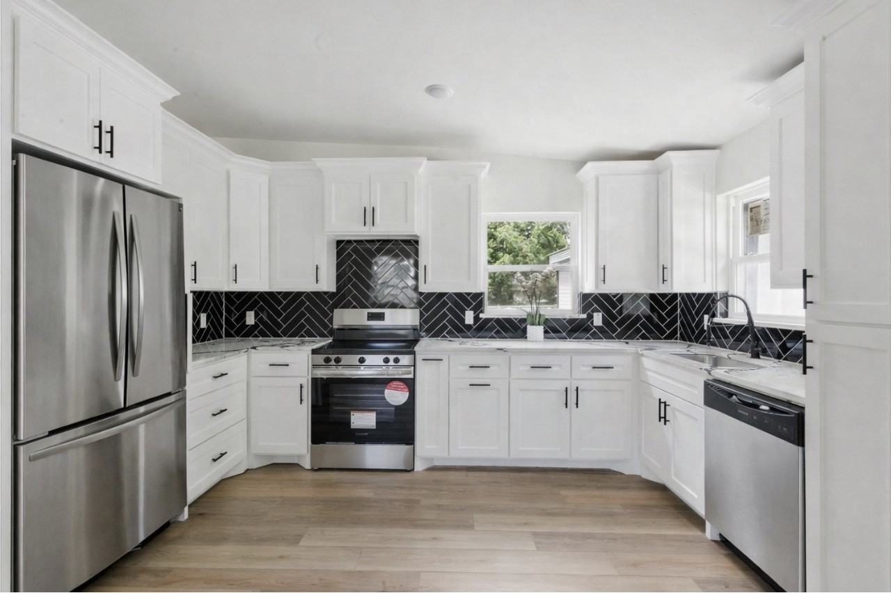 903 N Miller St #NA - Photo 3 of 15