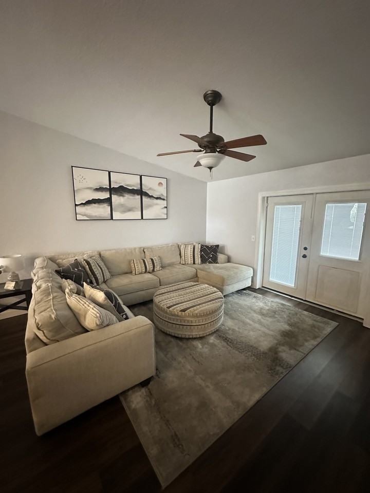 8426 Greystone Dr #NA - Photo 3 of 20