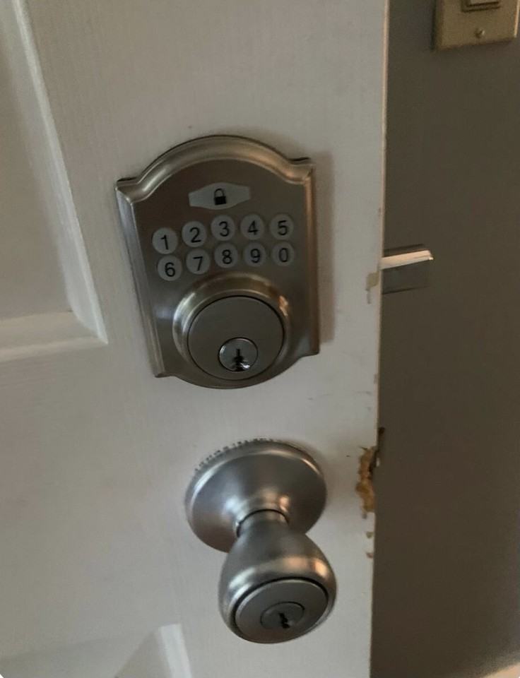 395 Nw 23rd St - Photo 6 of 11