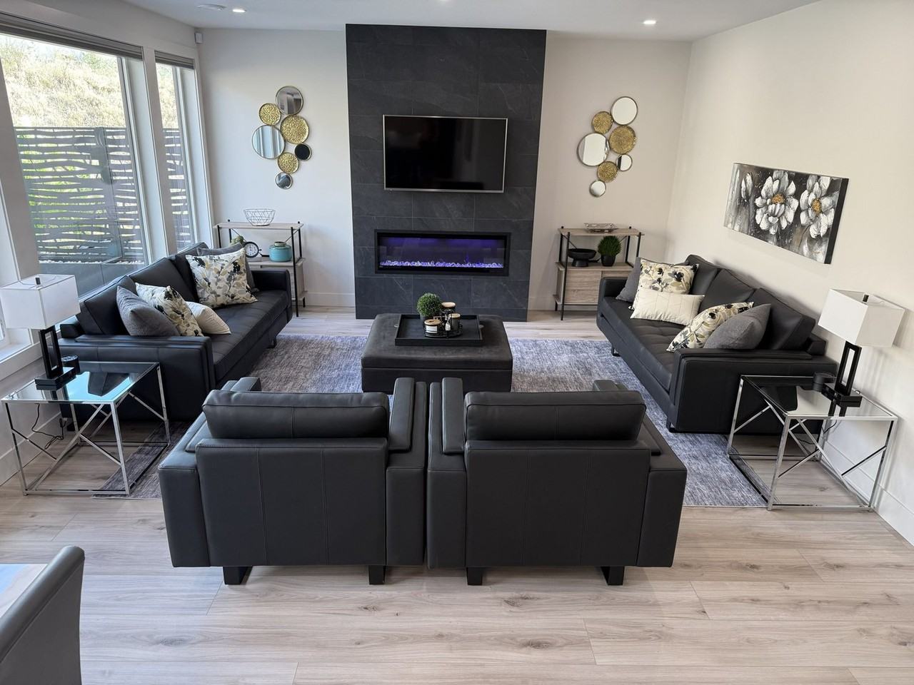 798 Acadia St - Photo 2 of 25