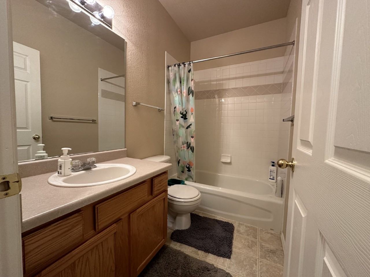 3080 Mandalay Grv - Photo 3 of 16