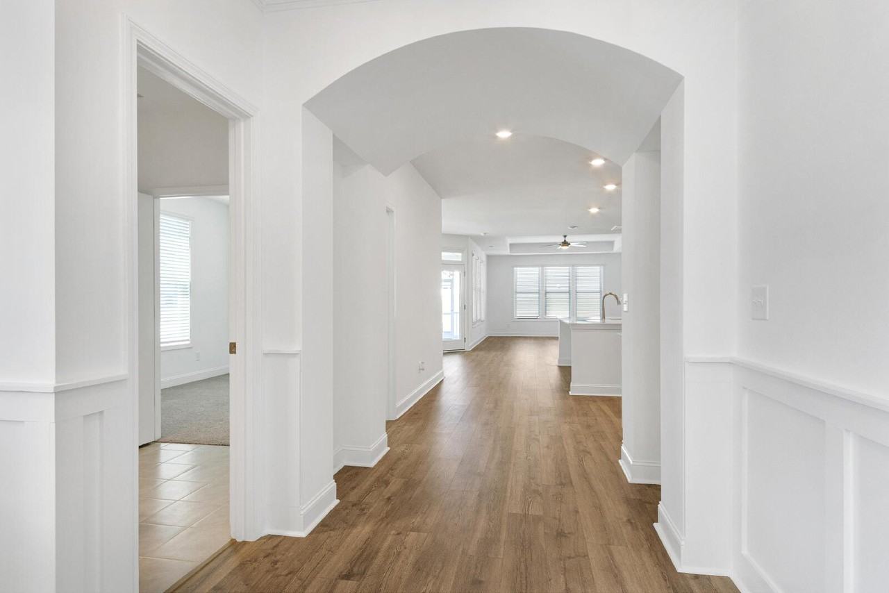 1732 Red Elm Ln - Photo 3 of 35