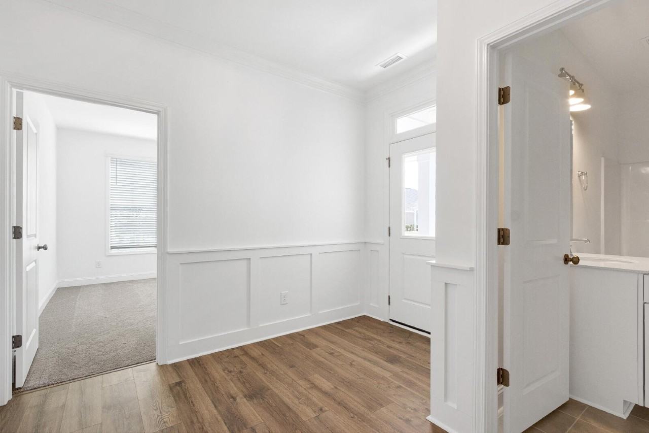 1732 Red Elm Ln - Photo 4 of 35