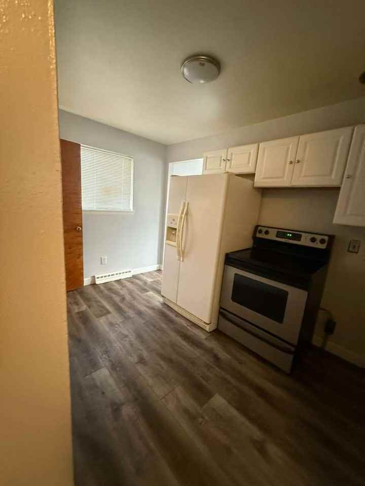 3239 W Milton Ave - Photo 3 of 8