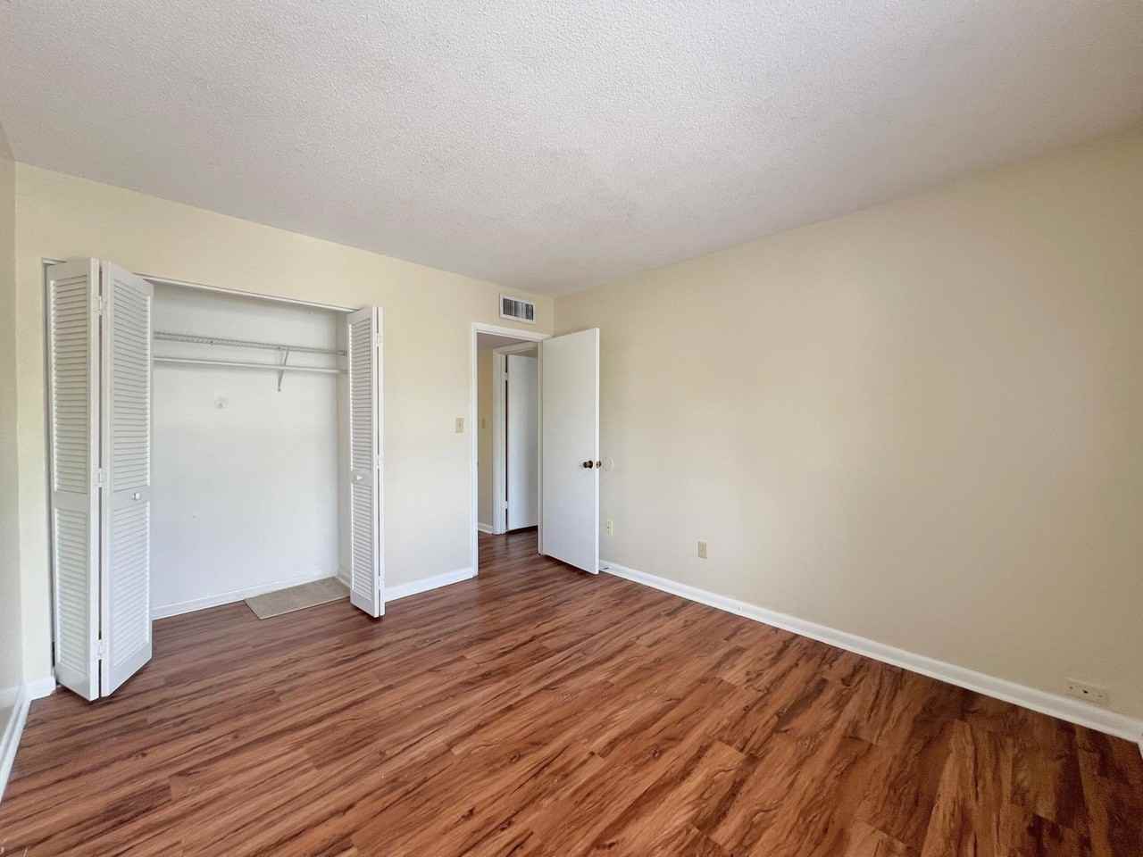 610 Fairways Cir #A - Photo 7 of 23