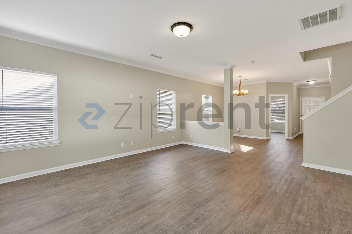 291 Ranlo Ave - Photo 6 of 25