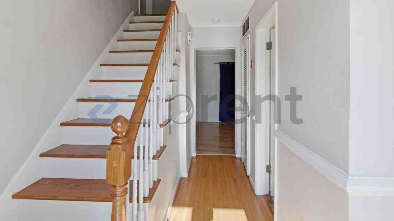 324 Busher Rd - Photo 6 of 34