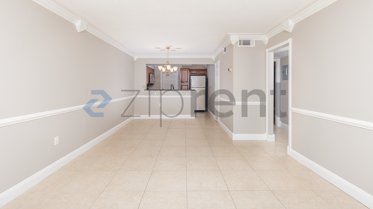 1123 Elmwood St #D - Photo 7 of 16