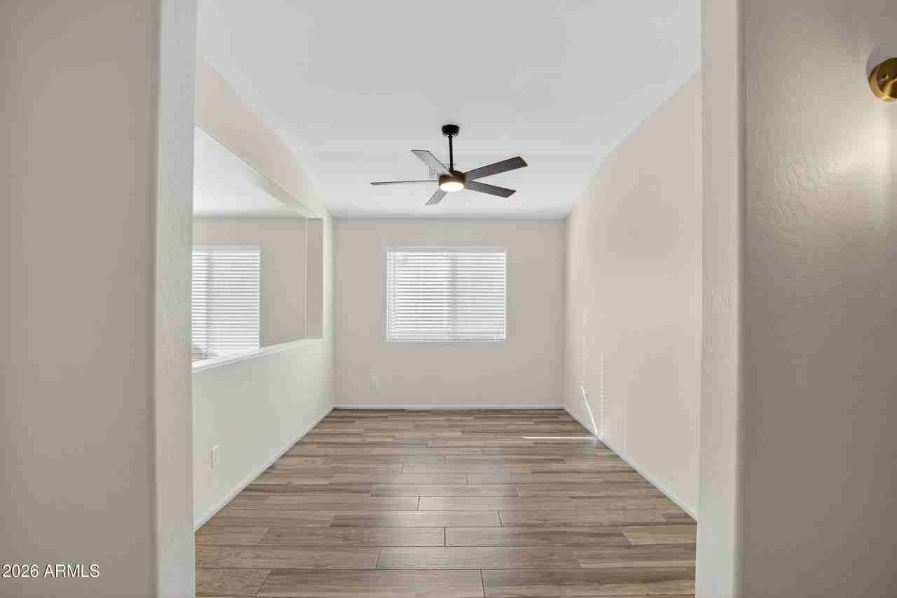 17662 W Charter Oak Rd - Photo 7 of 40