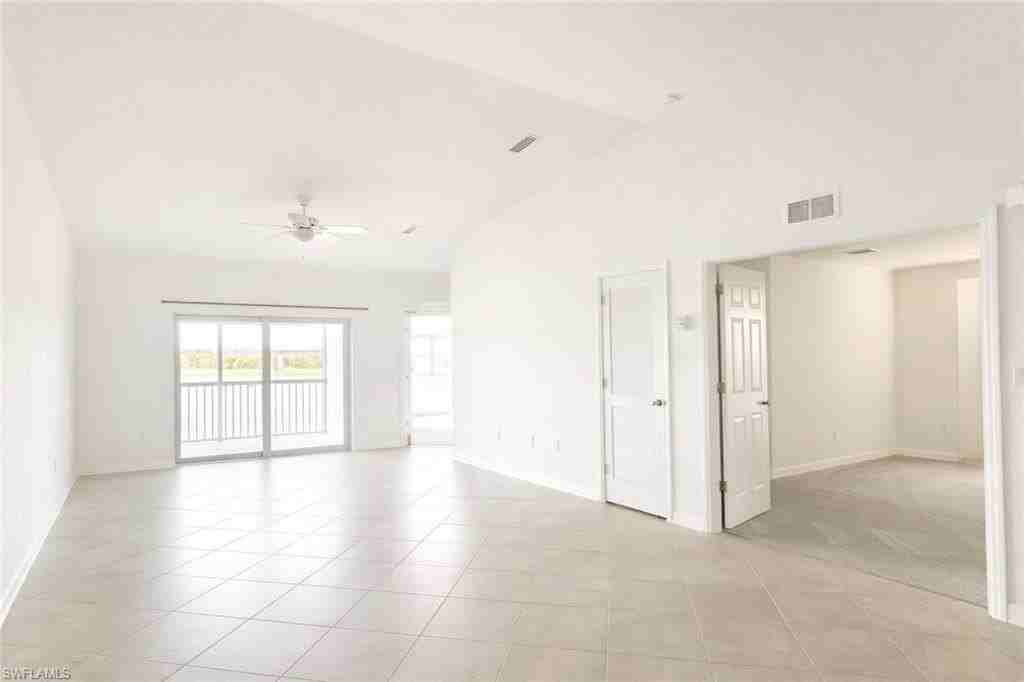 15940 Grassland Ln Unit 2526 - Photo 2 of 24