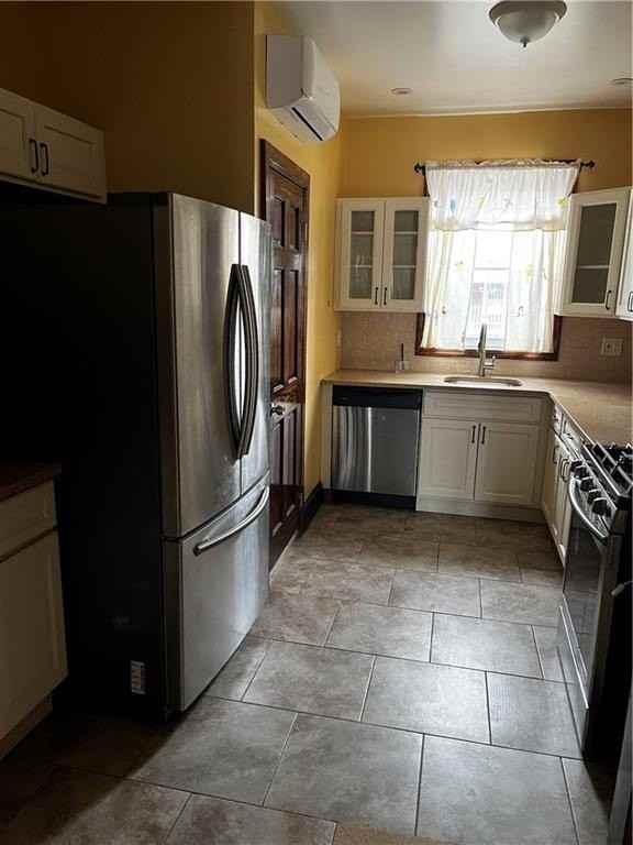 1149 Schenectady Ave - Photo 4 of 10