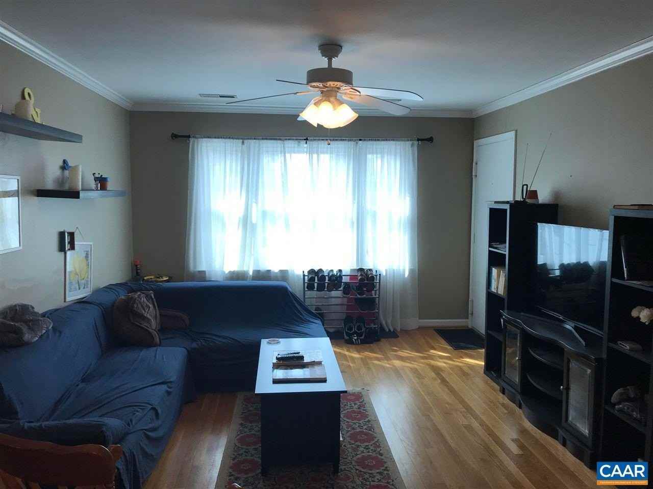 2420 Barracks Pl #3 - Photo 4 of 18