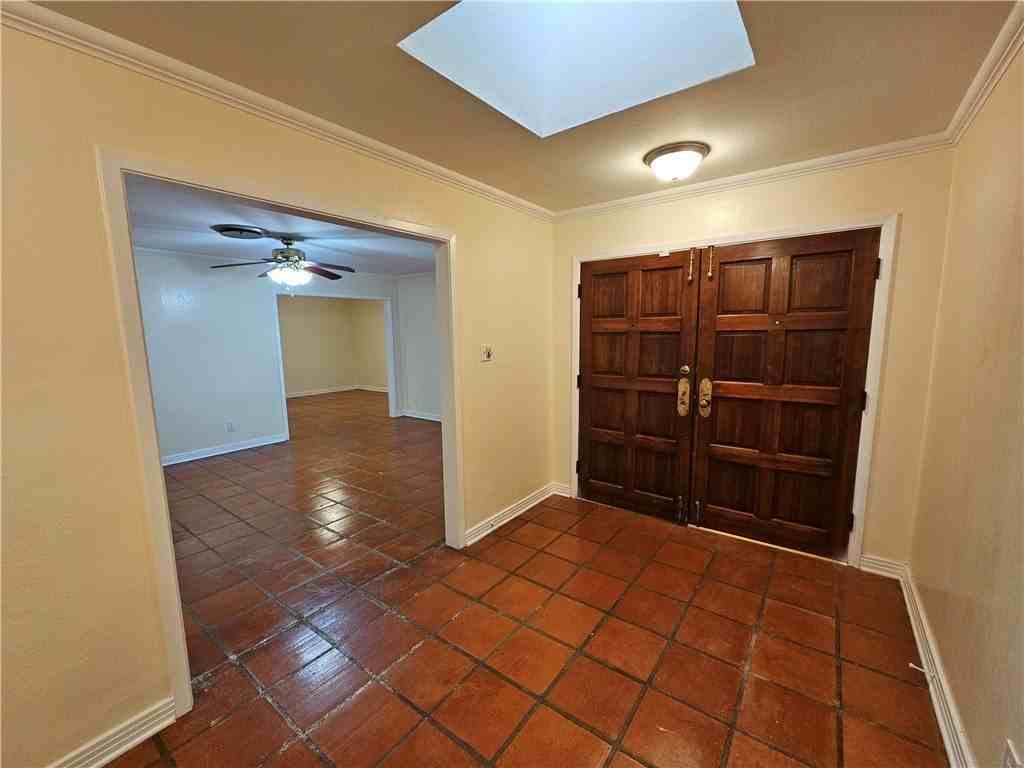 4825 Wooldridge Rd - Photo 2 of 21