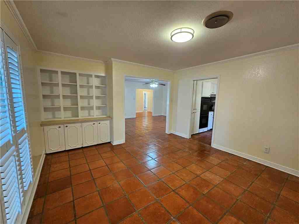 4825 Wooldridge Rd - Photo 5 of 21